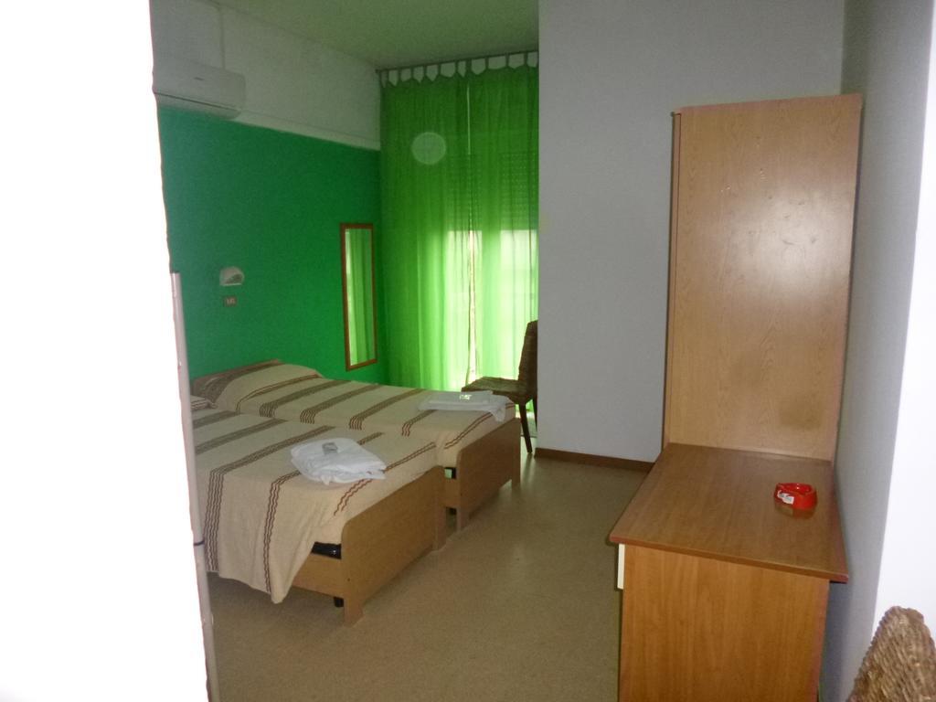 Consul Hotel リミニ エクステリア 写真